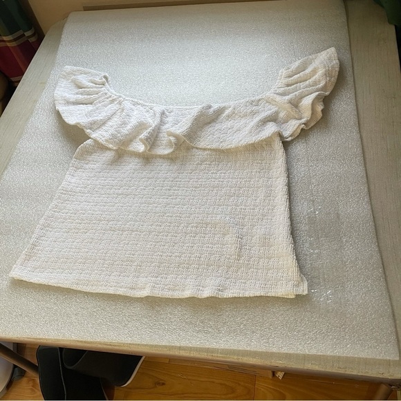 Anthropologie White Off Shoulder all around elastic smocking Blouse Anthro - Picture 7 of 11